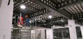 可克达拉一商场梁，楼板碳纤维加固施工